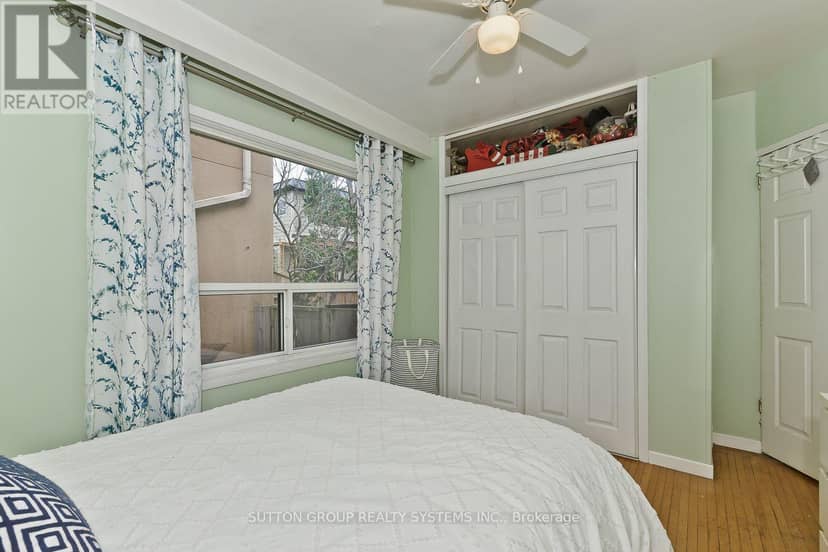 14 Lake Shore Drive — photo 16 of 37