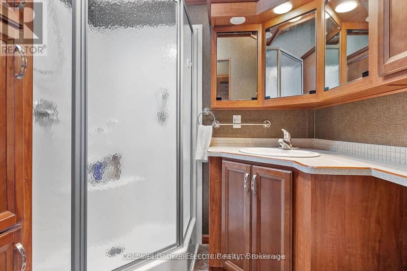 485B - 5139 Halstead Beach Road — photo 10 of 28