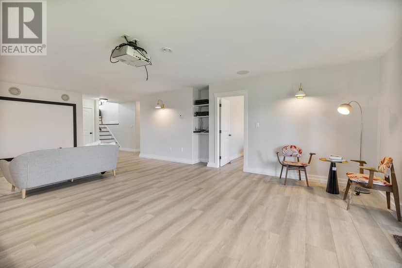 15 Larkspur Street — photo 36 of 40