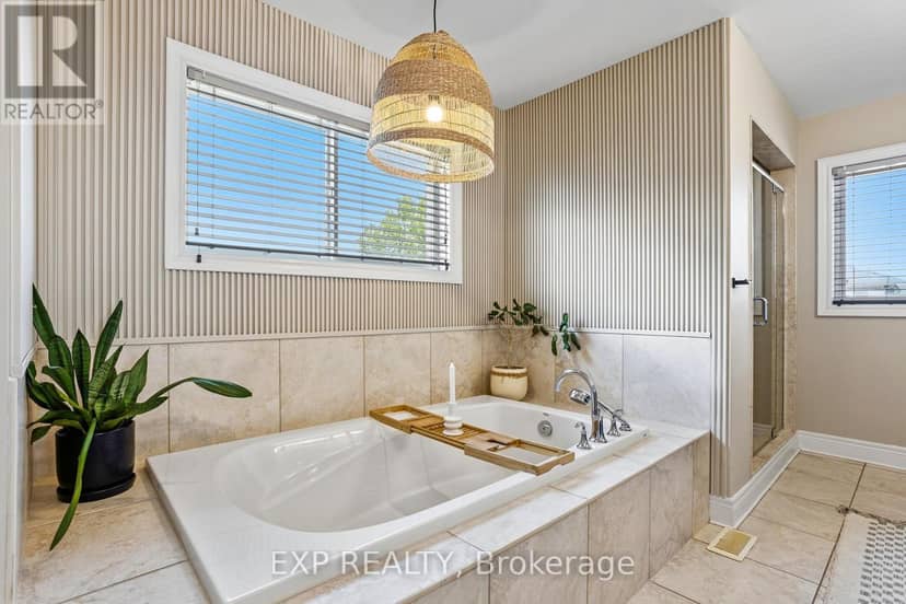 253 Upper Mount Albion Road — photo 28 of 40