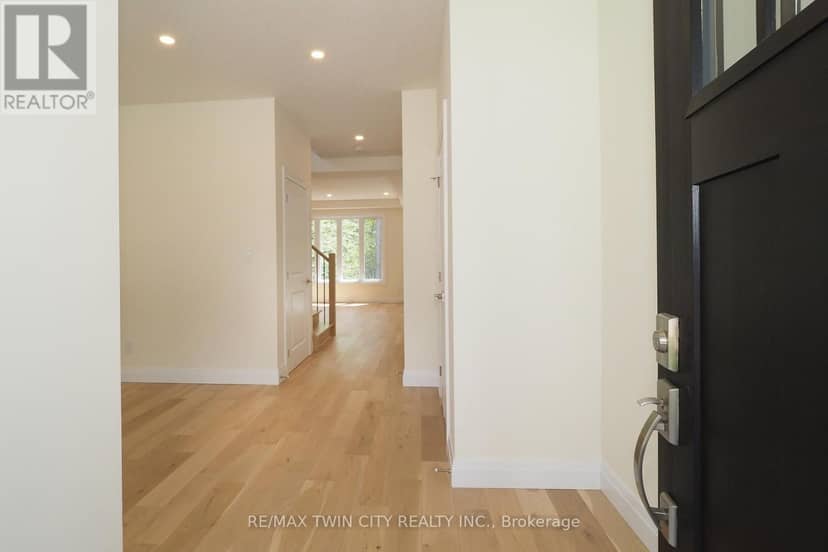 220 Jeffrey Place — photo 4 of 39