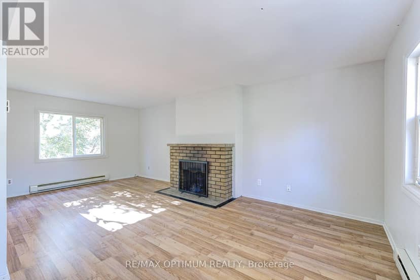 916 Queenston Road — photo 31 of 38