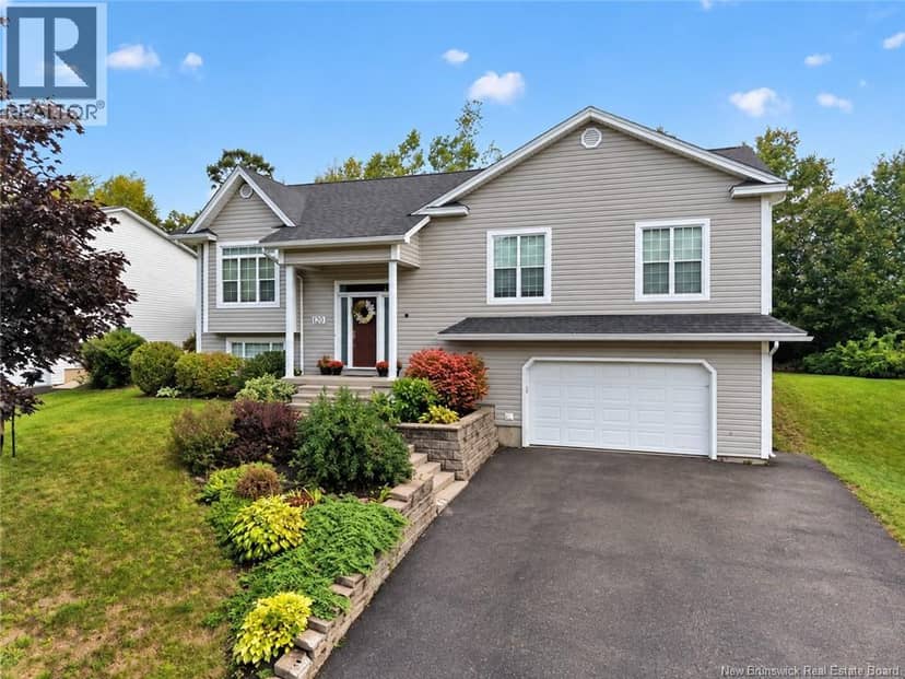 120 Wiggins Drive — photo 1 of 40