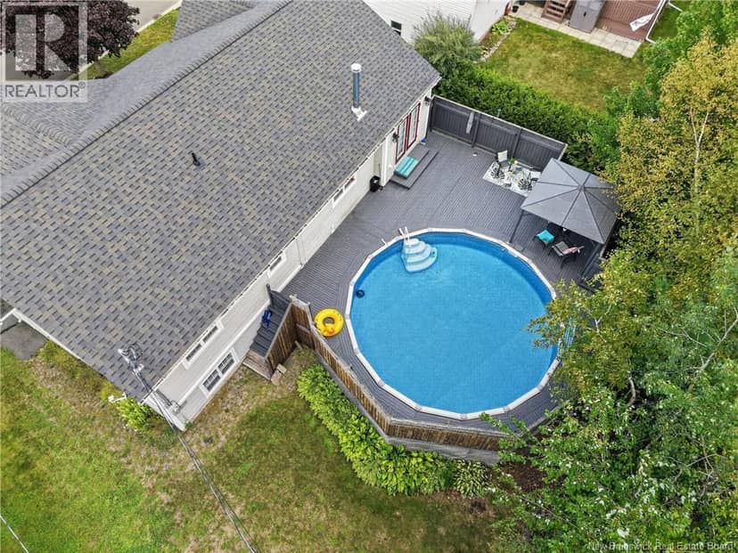 120 Wiggins Drive — photo 38 of 40