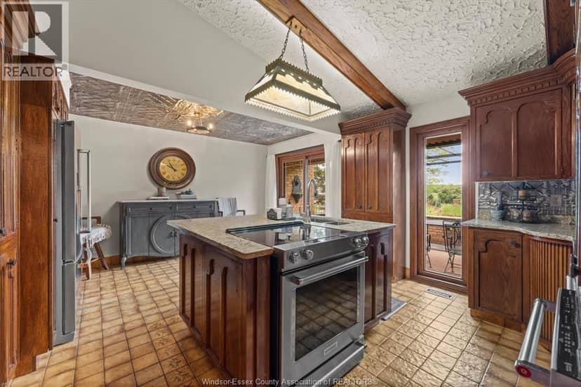 4913 4th CONCESSION RD E East — photo 13 of 40