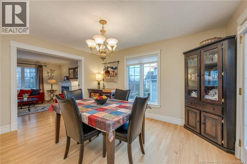 698 Frampton — photo 9 of 40