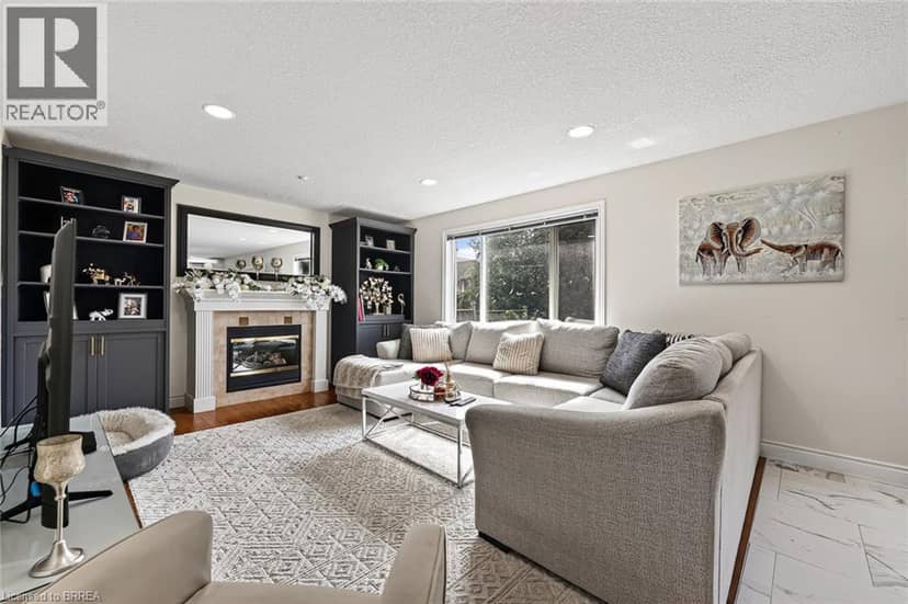 468 LAKEVIEW Drive — photo 21 of 40
