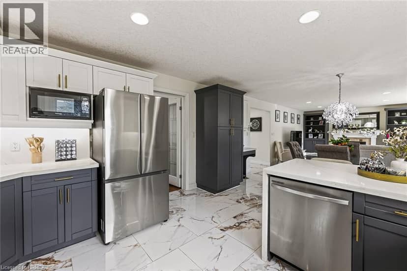 468 LAKEVIEW Drive — photo 30 of 40