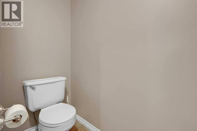 #1201, 2384 Sagewood Gate SW, Airdrie, photo 3