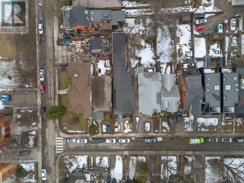 70 Melbourne Avenue, Toronto, photo 6