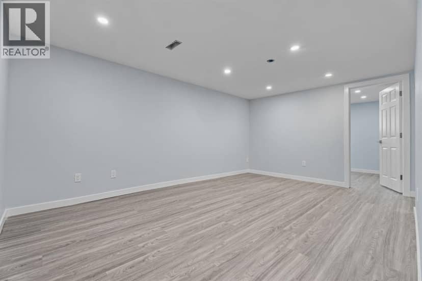 9408 5 Street SE — photo 32 of 40
