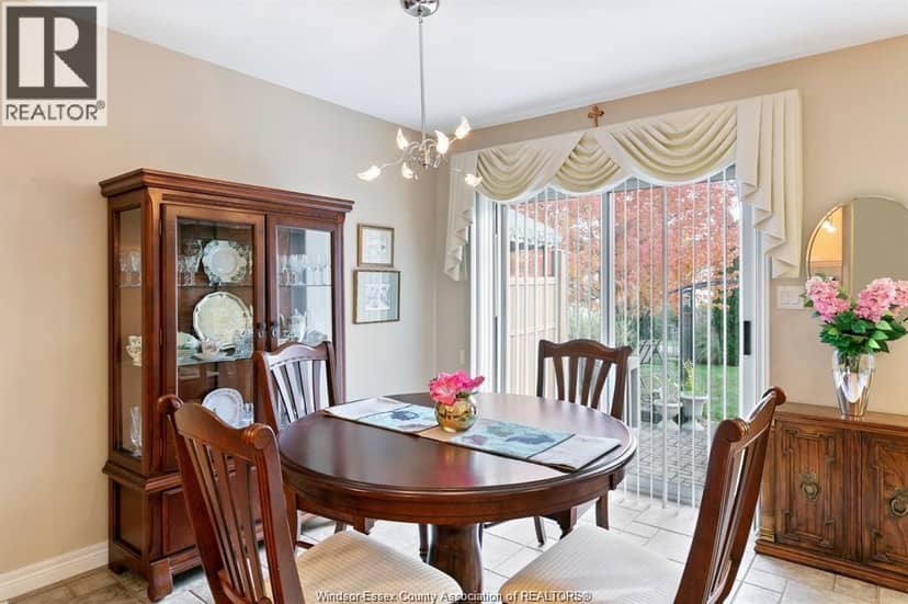 6085 Natalie COURT — photo 13 of 30