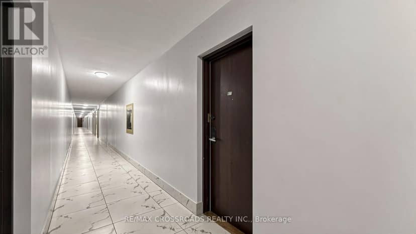 817 - 100 Dundalk Drive — photo 18 of 40
