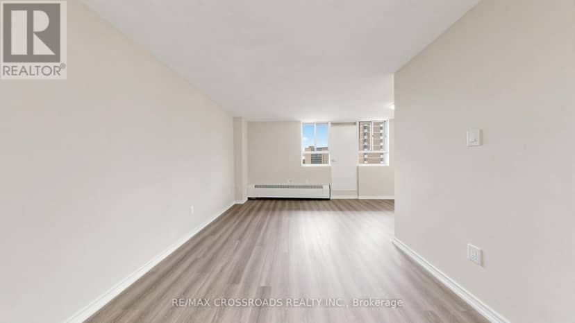817 - 100 Dundalk Drive — photo 24 of 40