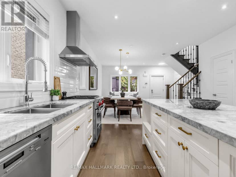 4 Woodville Avenue, Toronto, photo 8