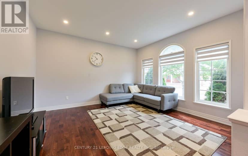 37 Drawbridge Drive, Markham, photo 4