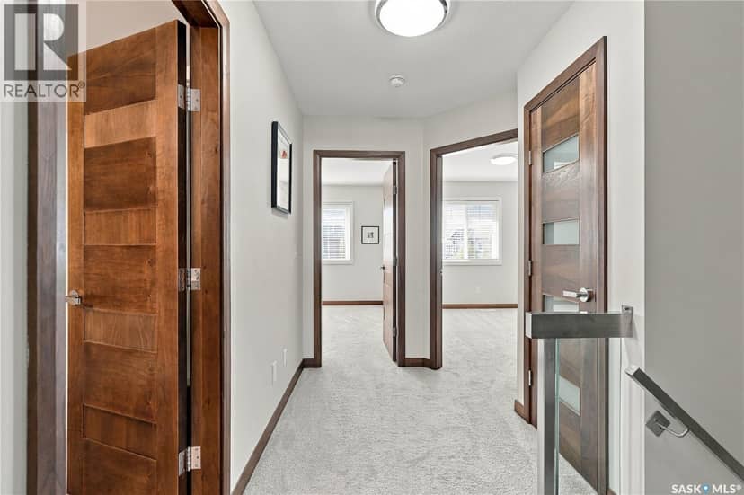 402 1555 Paton CRESCENT — photo 32 of 40