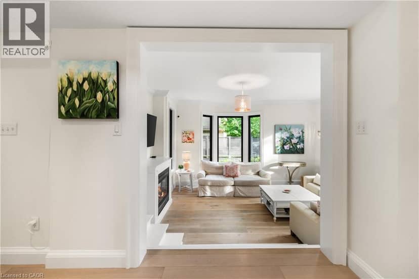 423 SMITH Avenue, Burlington, photo 5