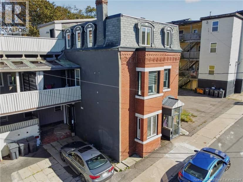 52 Dorchester Street — photo 1 of 40