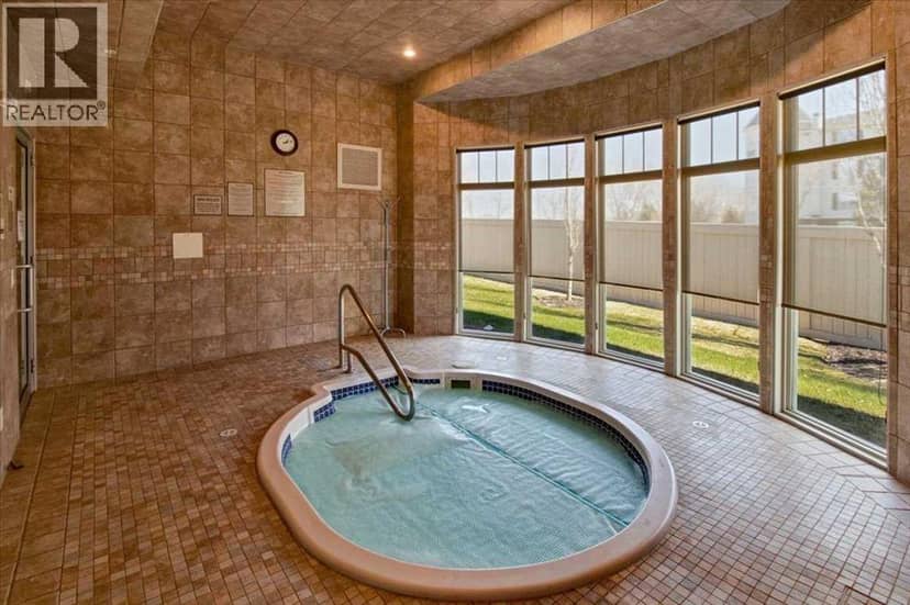4410, 92 Crystal Shores Road — photo 38 of 40