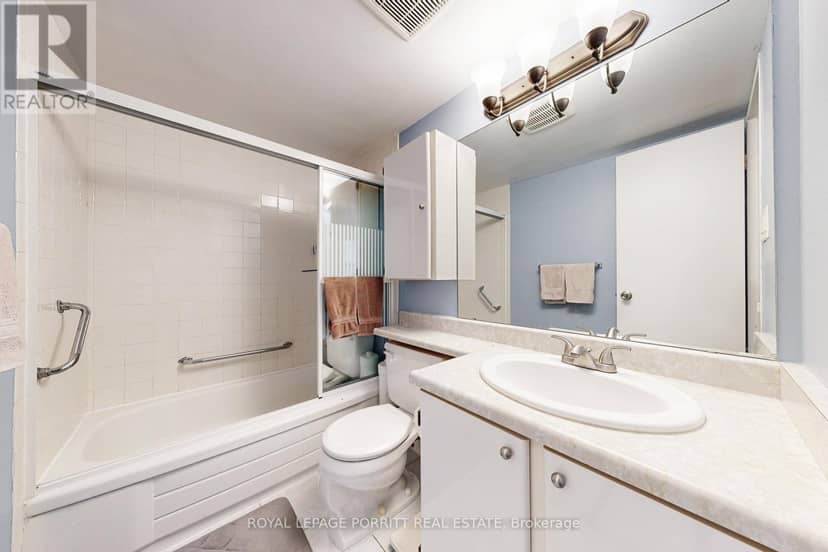 201 - 1535 Lakeshore Road E — photo 17 of 30