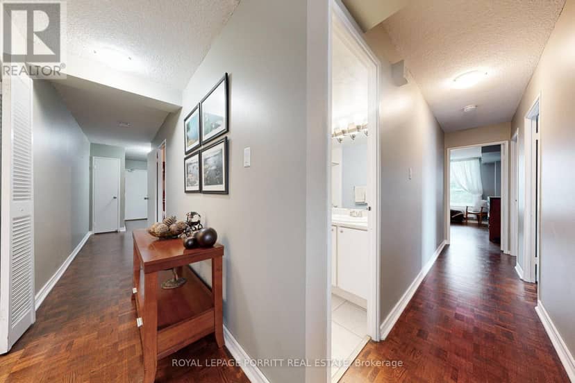 201 - 1535 Lakeshore Road E — photo 4 of 30
