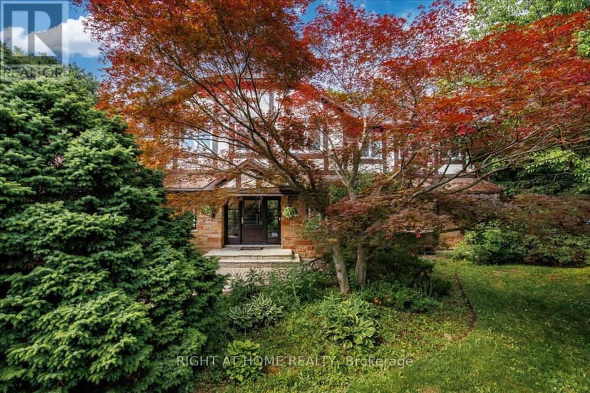 437 The Kingsway — photo 4 of 40