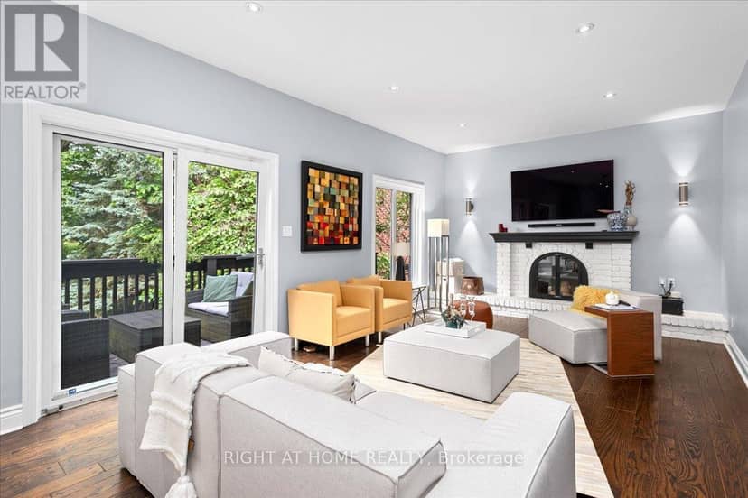437 The Kingsway — photo 8 of 40