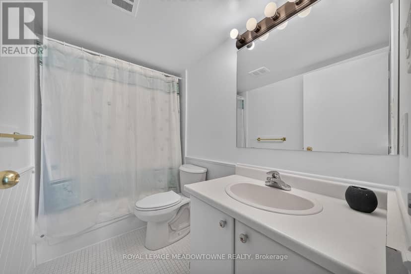 1501 - 1580 Mississauga Valley Boulevard — photo 32 of 35