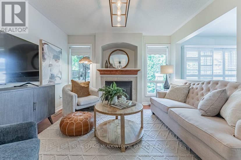 1116 Barclay Circle — photo 13 of 37