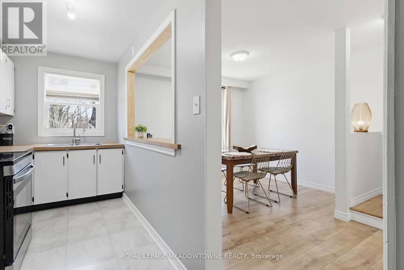 43 - 235 Bronte Street — photo 13 of 35