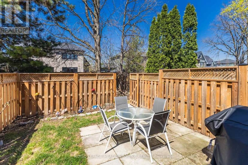 43 - 235 Bronte Street — photo 26 of 35