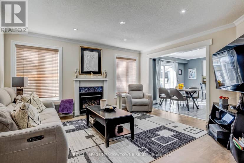 116 Dixon Drive — photo 9 of 36