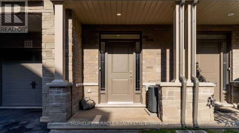 132 - 77 Diana Avenue — photo 4 of 26