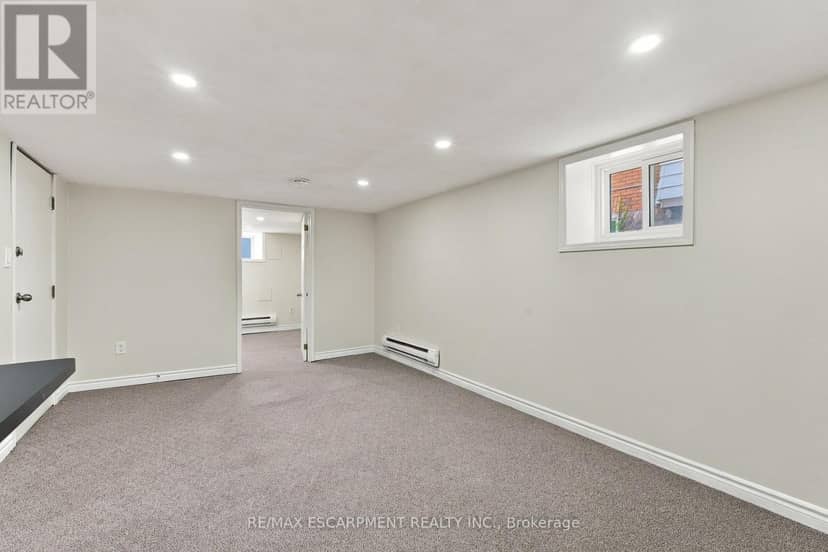 100 Balsam Avenue S, Hamilton, photo 7