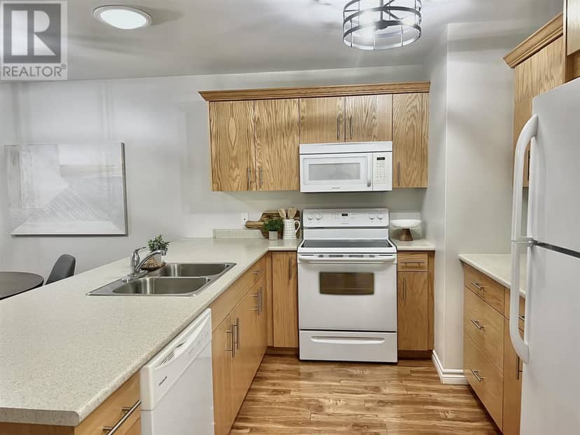 E 279 Pope Road — photo 14 of 24