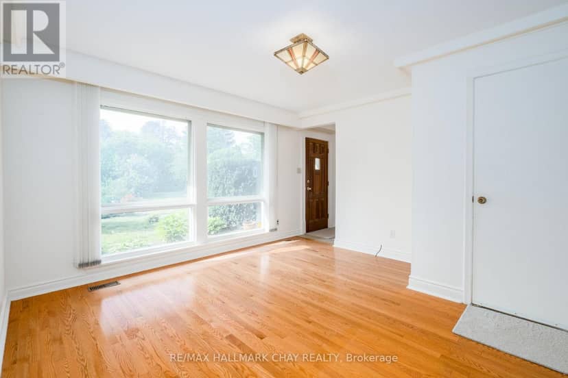 44 Amelia Street — photo 17 of 40