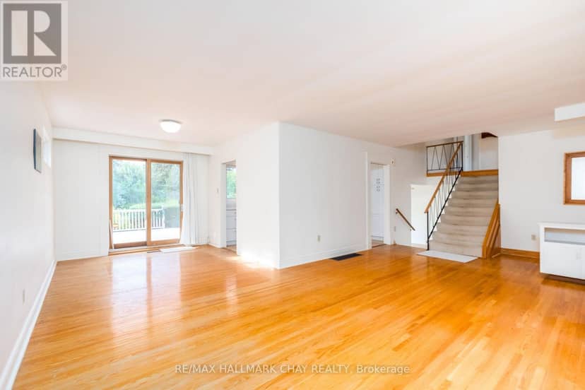 44 Amelia Street, Barrie, photo 7