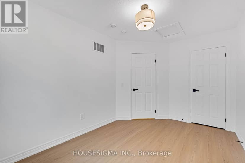 825 Cook Crescent — photo 28 of 40