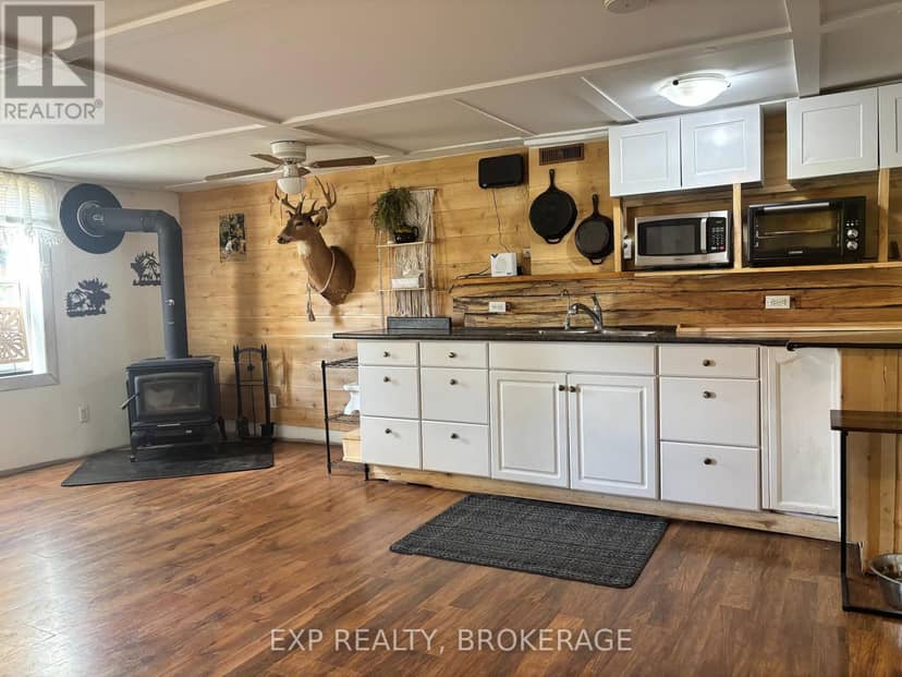 1256 Elm Tree Road, Frontenac, photo 2