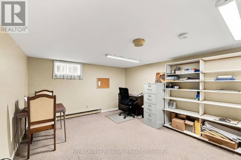167 Dundas Street — photo 30 of 40