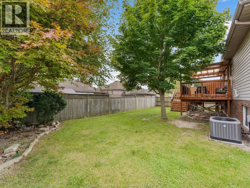 342 Thorn Ridge CRESCENT — photo 35 of 40