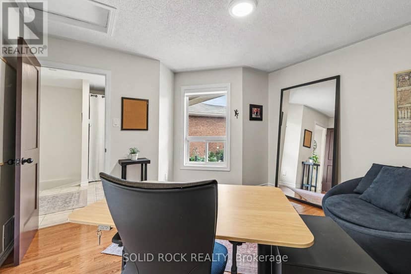 208 Jamieson Street — photo 21 of 35