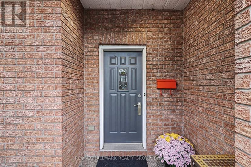 267 St Laurent Boulevard — photo 29 of 34