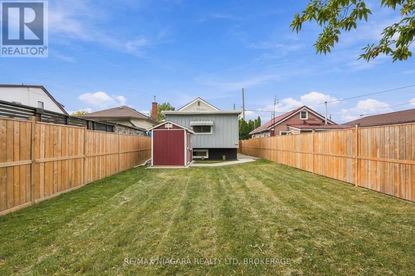 422 Brunswick Street — photo 38 of 40