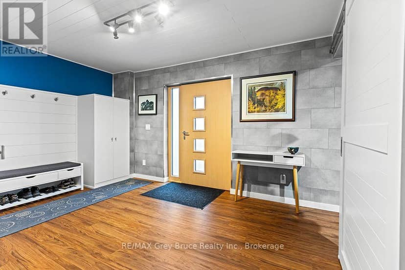 48 Baise Avenue — photo 9 of 40