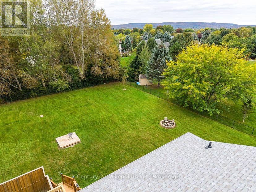 46 Donald Avenue — photo 12 of 40