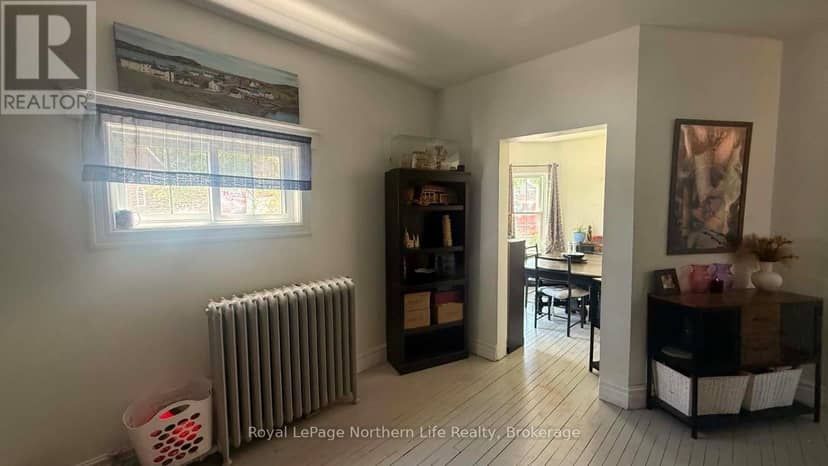 534 Rorke Avenue — photo 16 of 40
