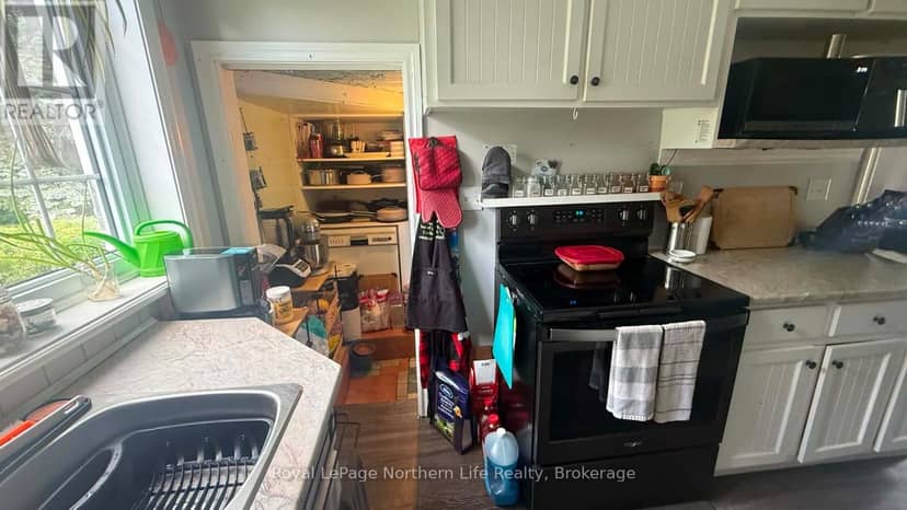534 Rorke Avenue — photo 21 of 40