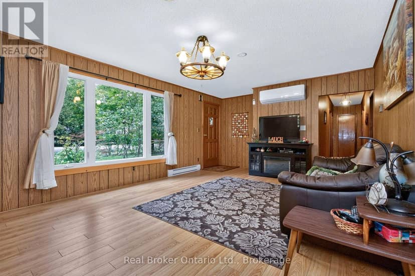 16 Fredrick Avenue — photo 8 of 35